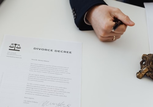 Bankruptcy Law: How Can A Maroochydore Family Lawyer Assist With Property Settlement In A Divorce Case
